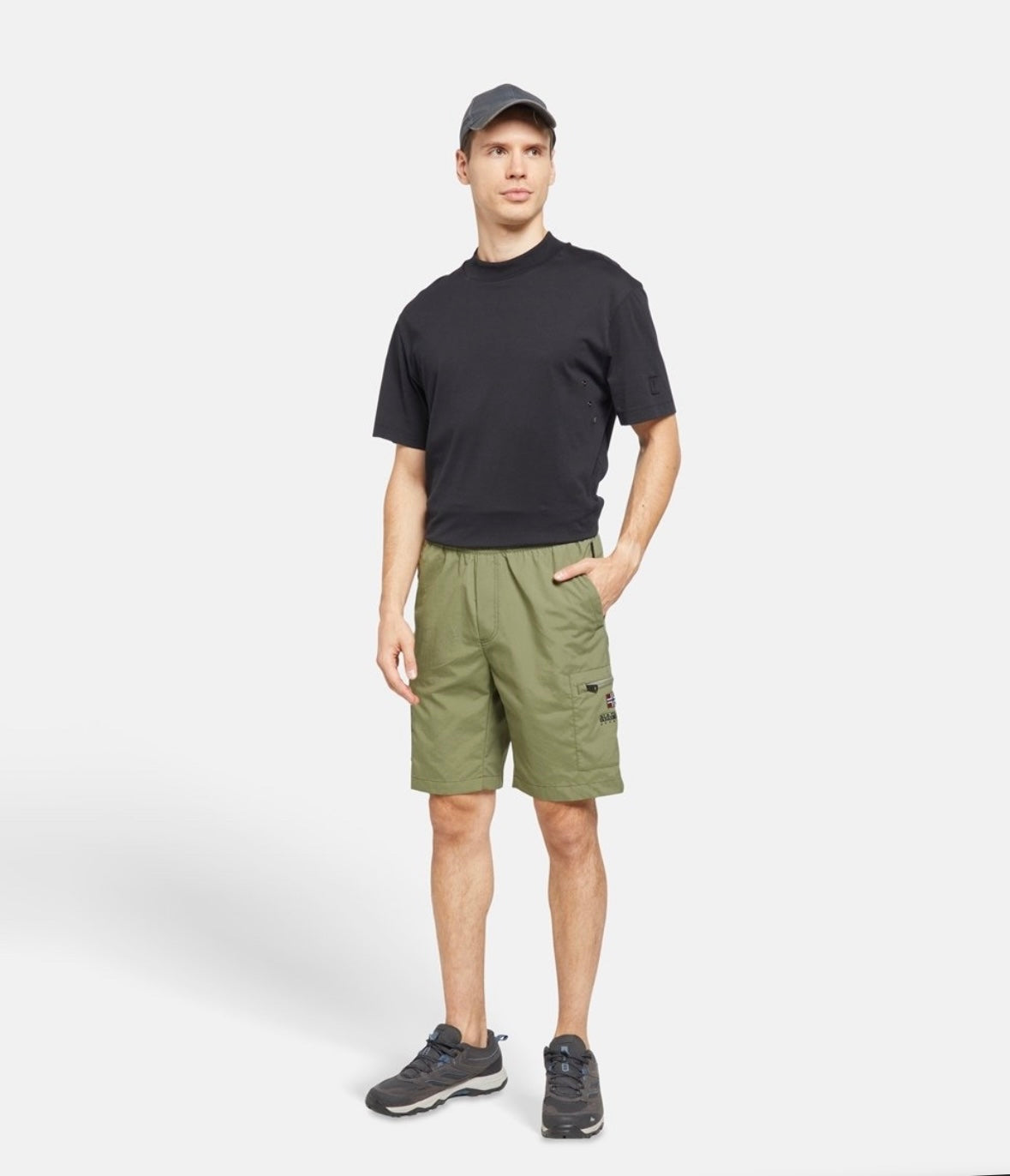 SHORT NAPAPIJRI