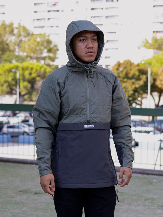 Anorak Columbia matelassé kaki et anthracite – vue de face avec capuche