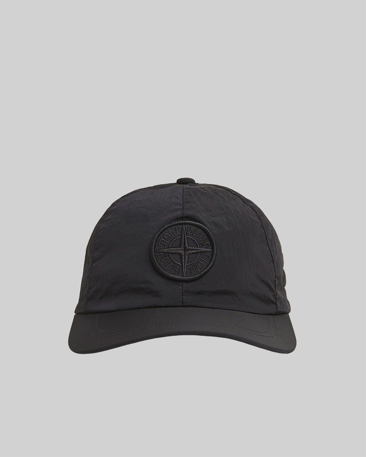 Casquette Stone Island noire – vue de face